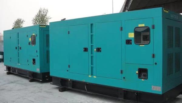 乌当康明斯400kw大型柴油二手发电机组